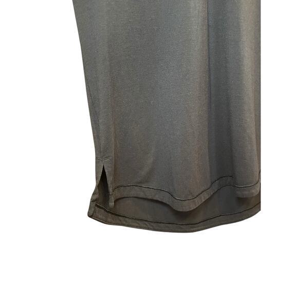 EUC Athleta Women XS T-Shirt Breezy Scoop V-Neck Black Stretchy Running Shirt‎ - Picture 8 of 11